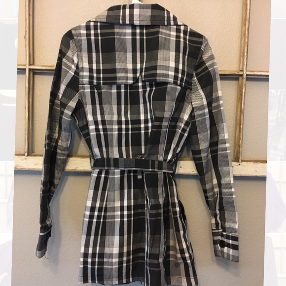 Jacket - Picture 2 of 4